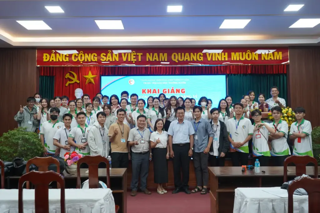 Khóa đào tạo “Nghệ thuật giao tiếp để thành công”