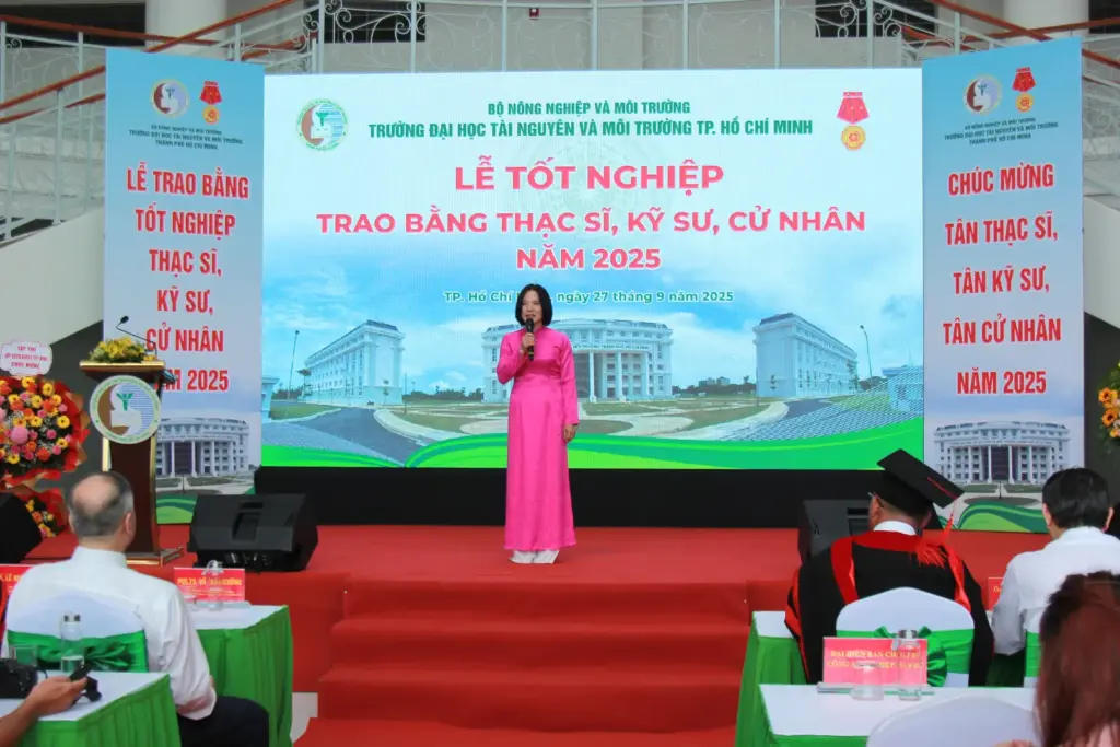 LỄ TỐT NGHIỆP TRAO BẰNG THẠC SĨ, KỸ SƯ VÀ CỬ NHÂN NĂM 2025 TẠI TRƯỜNG ĐẠI HỌC TÀI NGUYÊN VÀ MÔI TRƯỜNG TP. HỒ CHÍ MINH - CƠ SỞ HIỆP PHƯỚC