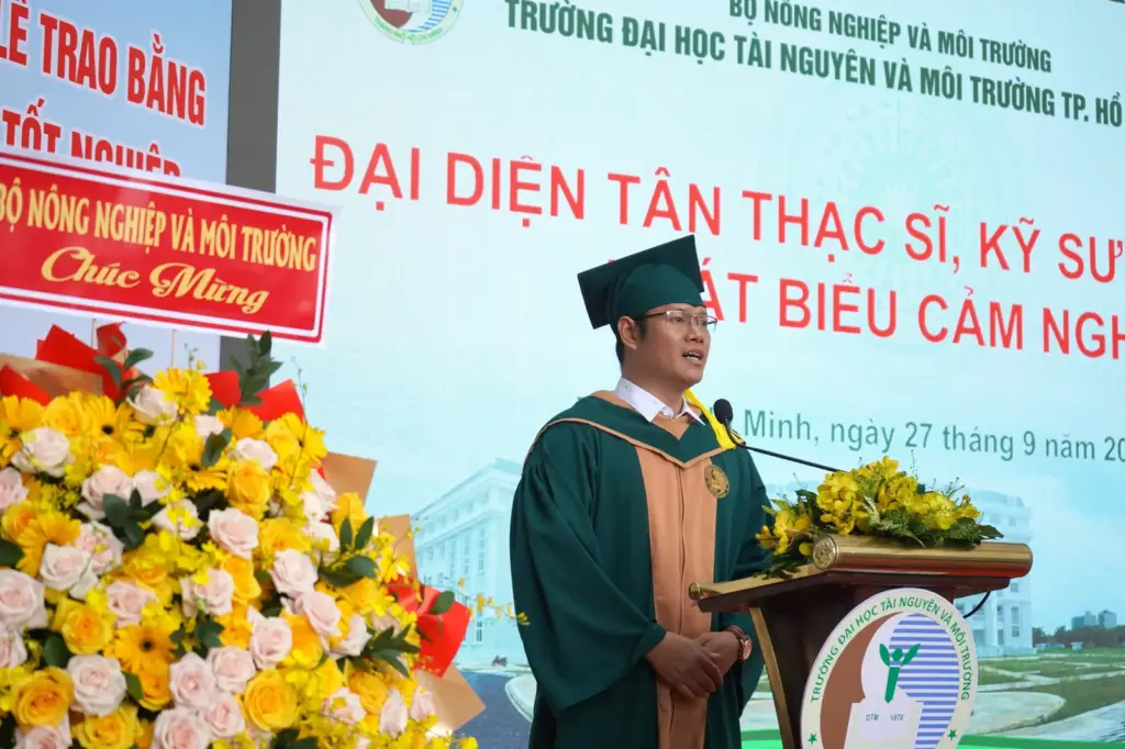 LỄ TỐT NGHIỆP TRAO BẰNG THẠC SĨ, KỸ SƯ VÀ CỬ NHÂN NĂM 2025 TẠI TRƯỜNG ĐẠI HỌC TÀI NGUYÊN VÀ MÔI TRƯỜNG TP. HỒ CHÍ MINH - CƠ SỞ HIỆP PHƯỚC