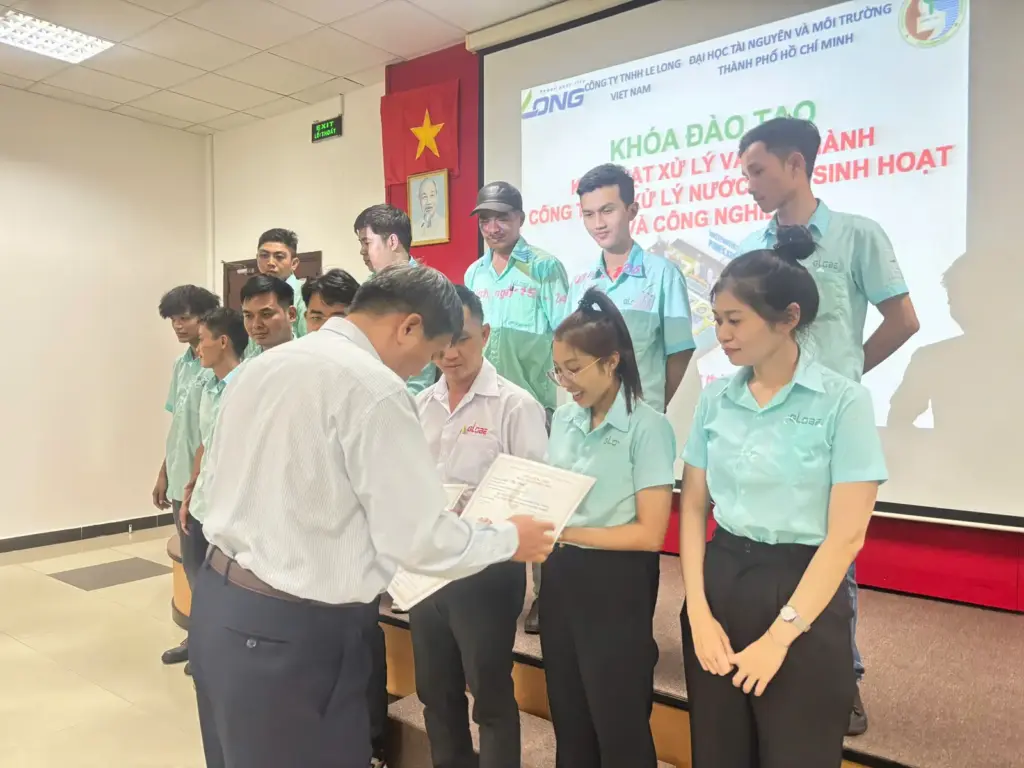 Khép lại thành công khóa bồi dưỡng nghiệp vụ kỹ thuật xử lý nước thải tại Tây Ninh