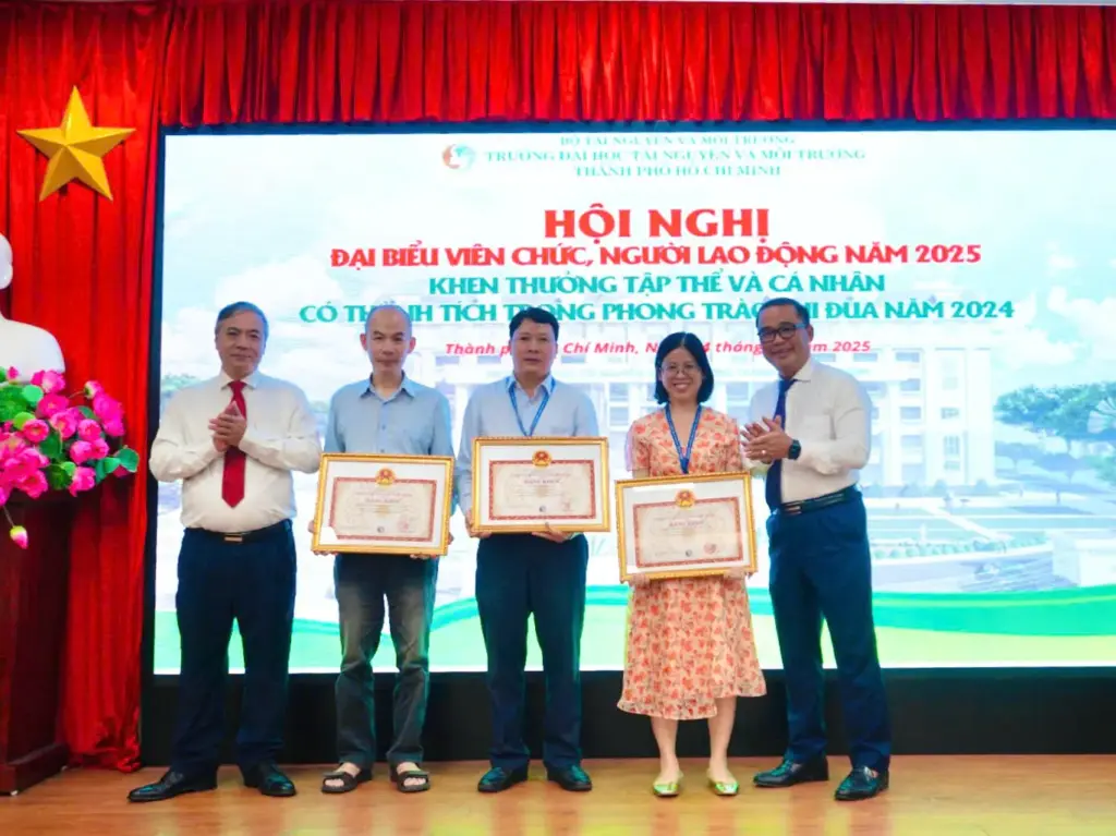 HỘI NGHỊ ĐẠI BIỂU VIÊN CHỨC VÀ NGƯỜI LAO ĐỘNG NĂM 2025