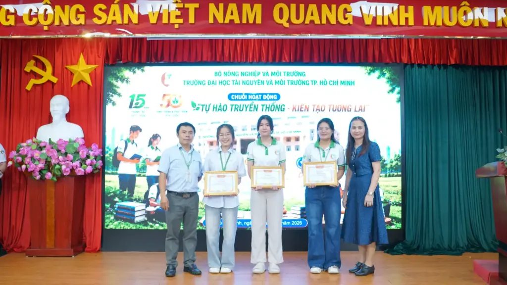 HCMUNRE KHỞI ĐỘNG CHUỖI HOẠT ĐỘNG “TỰ HÀO TRUYỀN THỐNG – KIẾN TẠO TƯƠNG LAI” HƯỚNG TỚI DẤU MỐC 50 NĂM HÌNH THÀNH, PHÁT TRIỂN VÀ 15 NĂM THÀNH LẬP TRƯỜNG ĐẠI HỌC