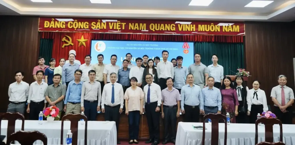 LỄ KHAI GIẢNG KHOÁ ĐÀO TẠO THẠC SĨ NĂM 2024