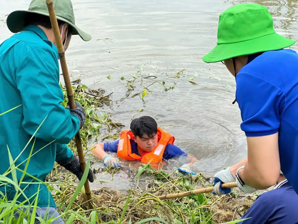 Lễ Hội quân – Tổng kết Chiến dịch Mùa Hè xanh - Trường Đại học Tài nguyên và Môi trường Thành phố Hồ Chí Minh năm 2025