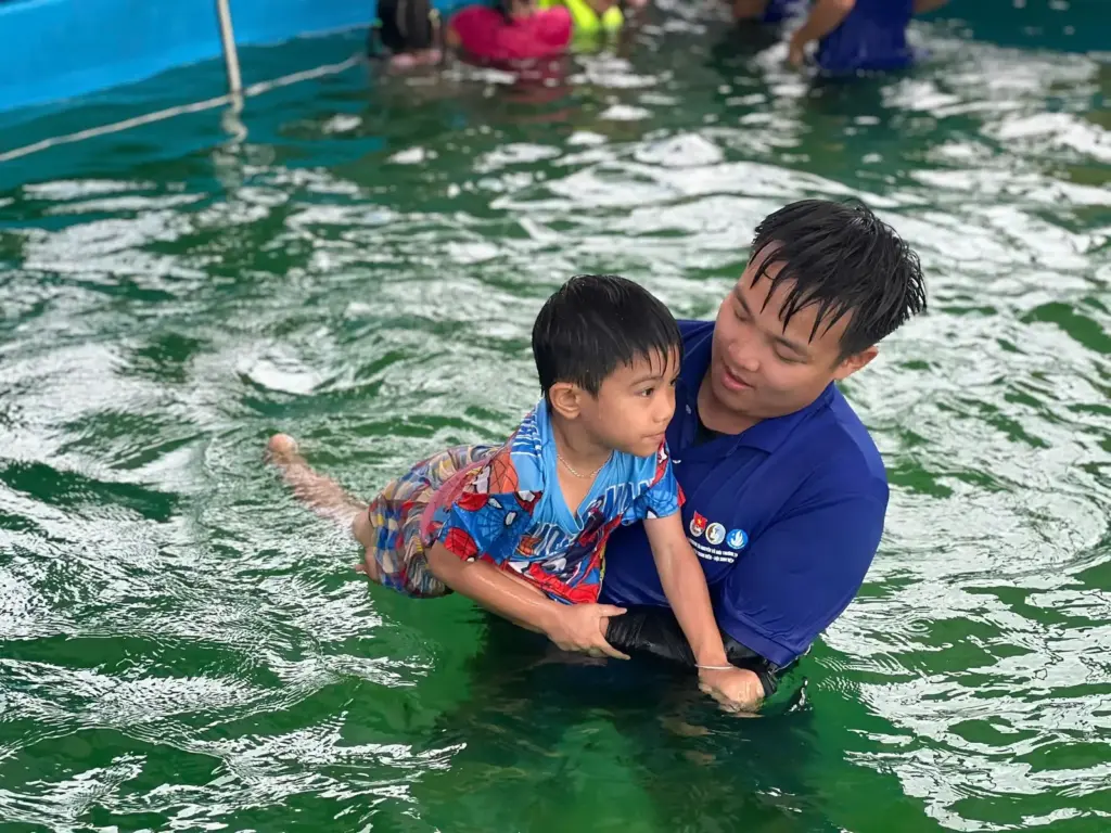 Lễ Hội quân – Tổng kết Chiến dịch Mùa Hè xanh - Trường Đại học Tài nguyên và Môi trường Thành phố Hồ Chí Minh năm 2025