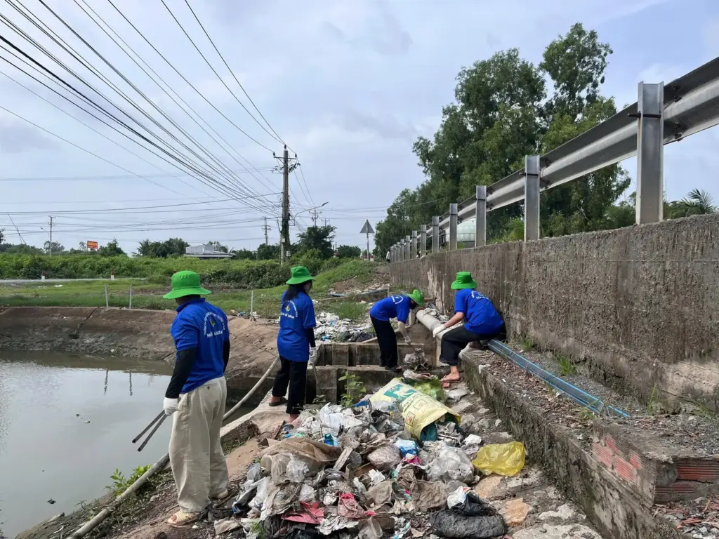 Lễ Hội quân – Tổng kết Chiến dịch Mùa Hè xanh - Trường Đại học Tài nguyên và Môi trường Thành phố Hồ Chí Minh năm 2025