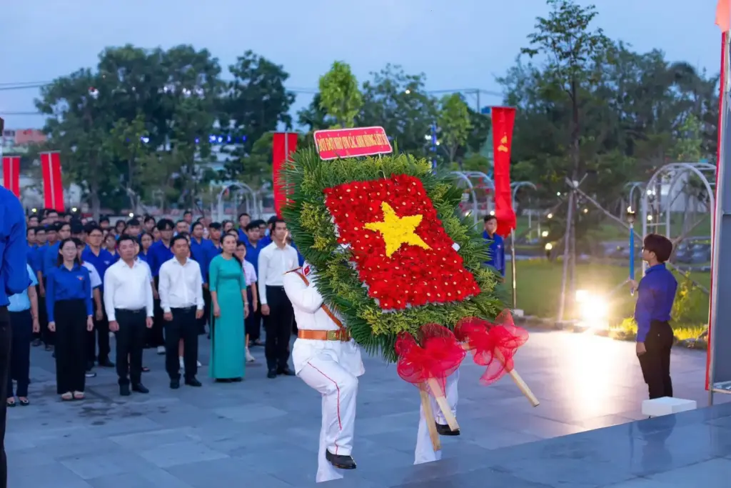 Lễ Hội quân – Tổng kết Chiến dịch Mùa Hè xanh - Trường Đại học Tài nguyên và Môi trường Thành phố Hồ Chí Minh năm 2025
