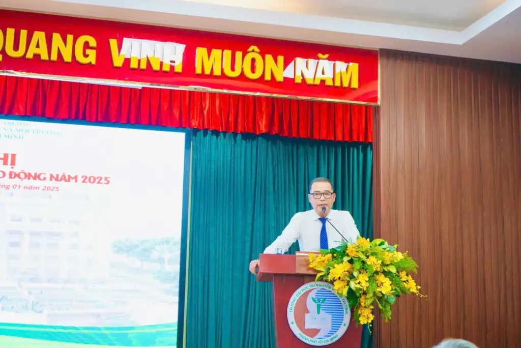 HỘI NGHỊ ĐẠI BIỂU VIÊN CHỨC VÀ NGƯỜI LAO ĐỘNG NĂM 2025