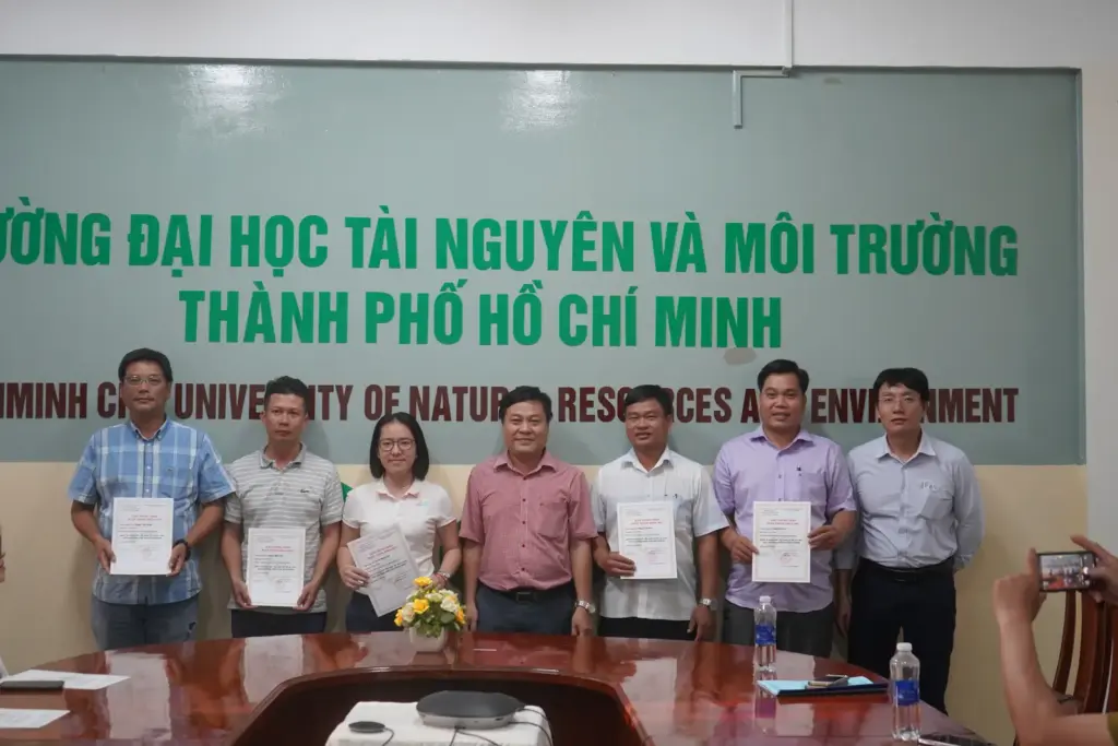 Lớp bồi dưỡng kiến thức "Quản lý mạng lưới cấp nước đô thị an toàn, hiệu quả bằng phần mềm WaterGEMS".