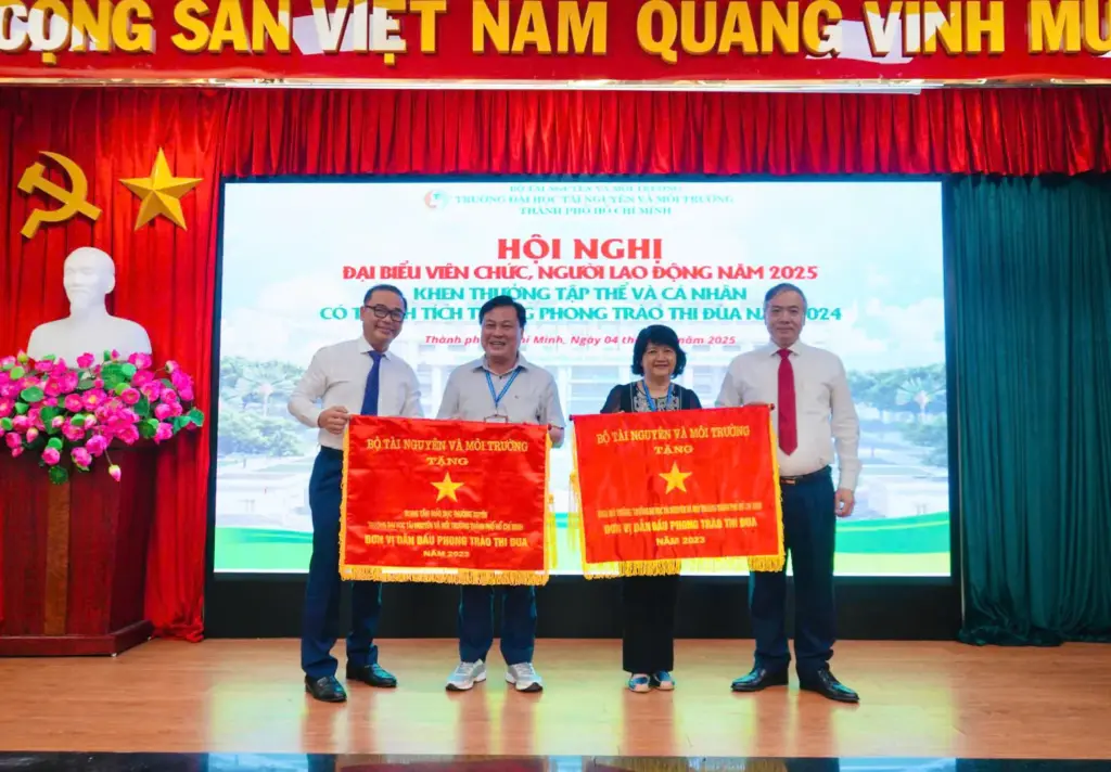 HỘI NGHỊ ĐẠI BIỂU VIÊN CHỨC VÀ NGƯỜI LAO ĐỘNG NĂM 2025