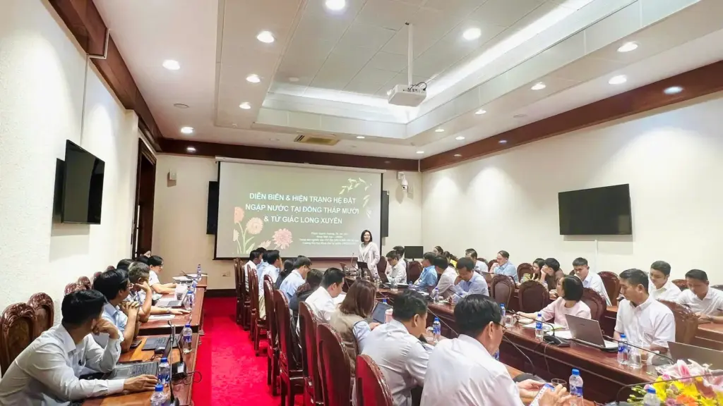 HỘI THẢO KHOA HỌC: HIỆN TRẠNG ĐẤT NGẬP NƯỚC VÀ CƠ SỞ KHOA HỌC KHÔI PHỤC ĐẤT NGẬP NƯỚC Ở ĐỒNG THÁP MƯỜI VÀ TỨ GIÁC LONG XUYÊN