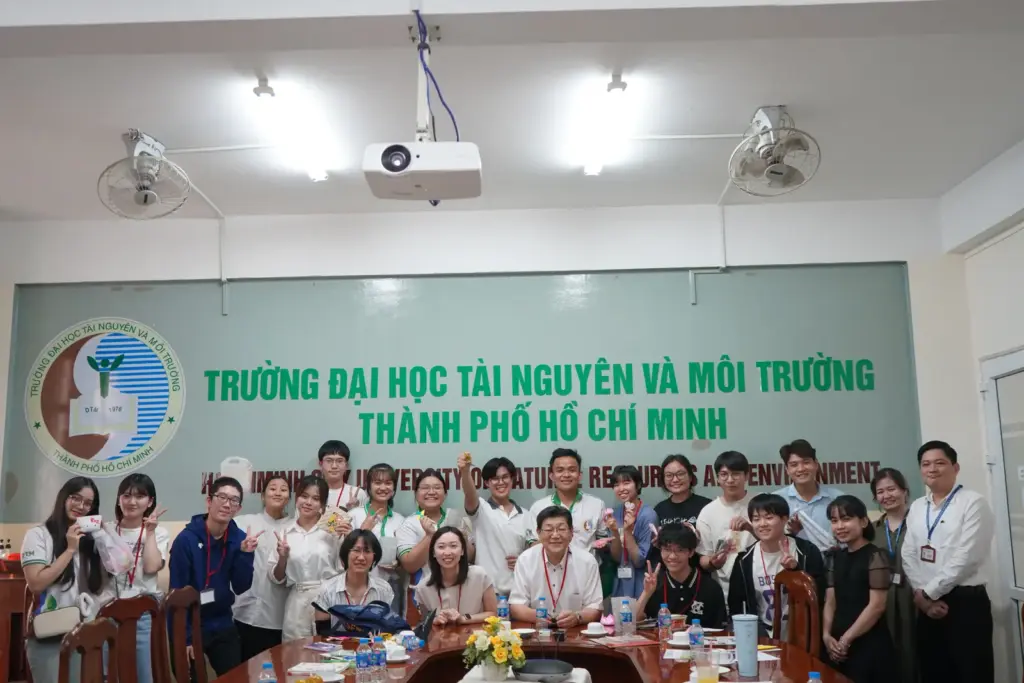 Buổi đón tiếp và làm việc với Trường Aomori HighSchool, Nhật Bản