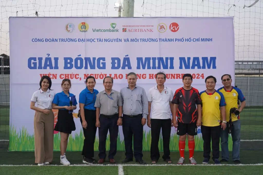Giải bóng đá mini nam Viên chức, người lao động HCMUNRE 2024