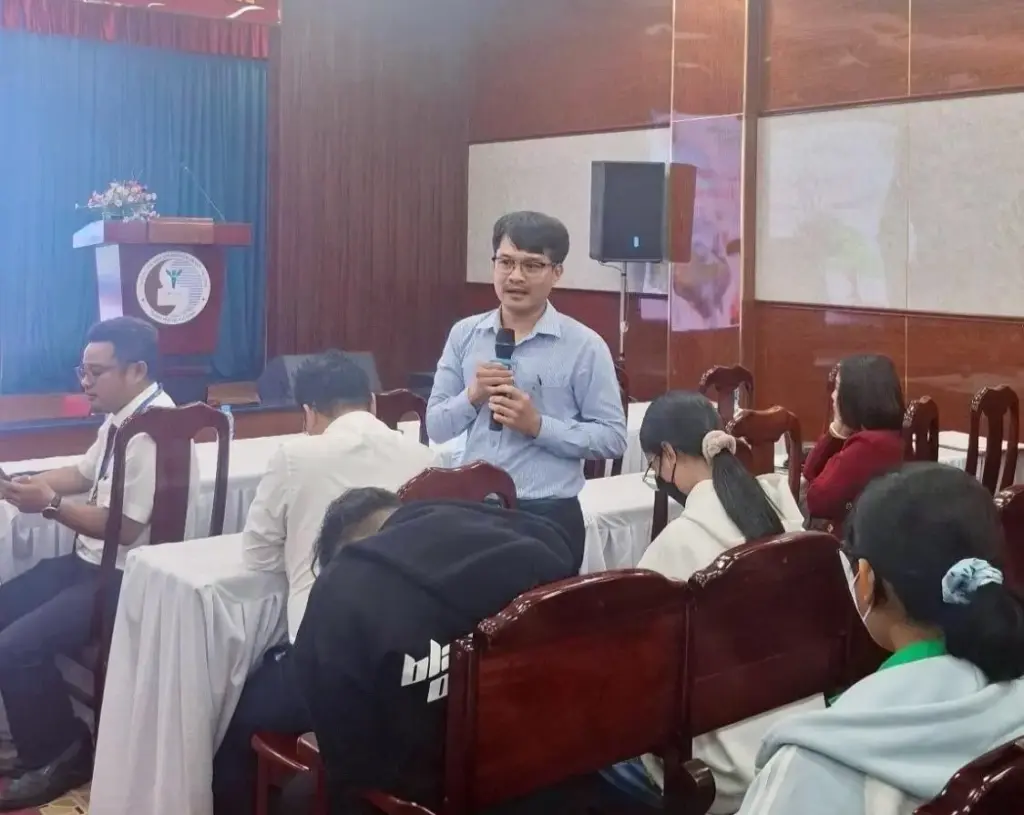 Khoa Khí tượng Thủy văn và Tài nguyên nước chào đón Tân sinh viên Khóa 14 trong dịp kỷ niệm 80 năm truyền thống ngành Khí tượng Thủy Văn Việt Nam