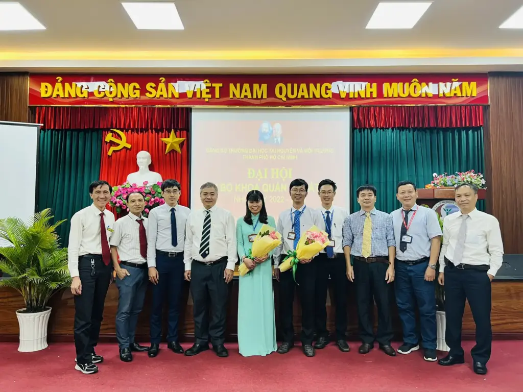 CHI BỘ
