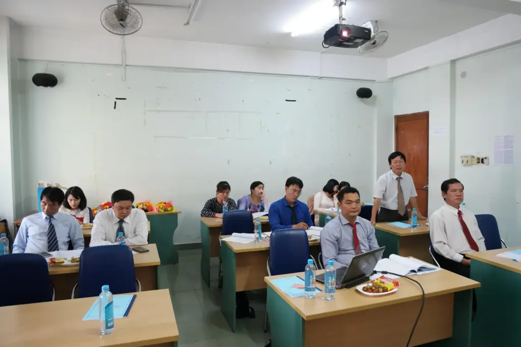 GIỚI THIỆU VỀ CHI BỘ KHOA MÔI TRƯỜNG NHIỆM KỲ 2019-2022