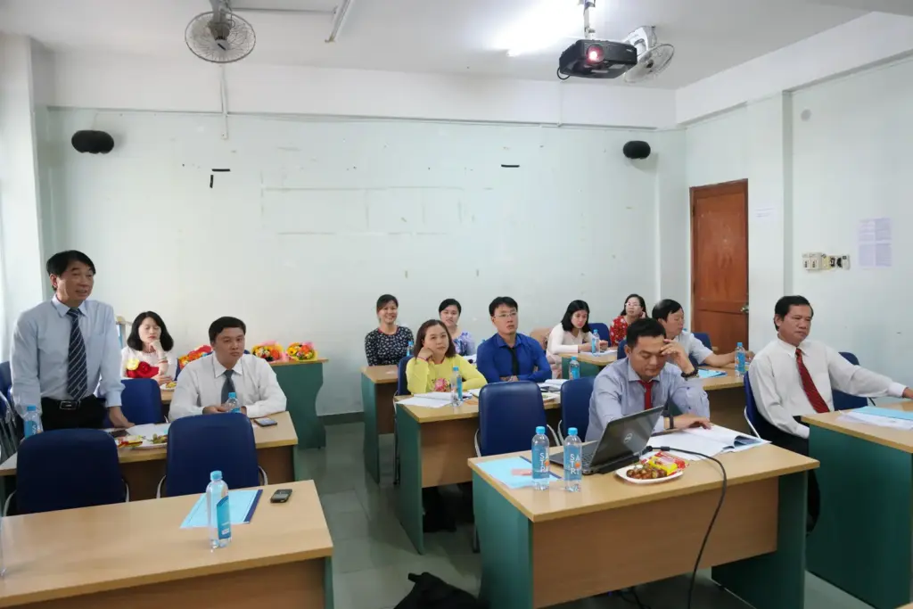 GIỚI THIỆU VỀ CHI BỘ KHOA MÔI TRƯỜNG NHIỆM KỲ 2019-2022