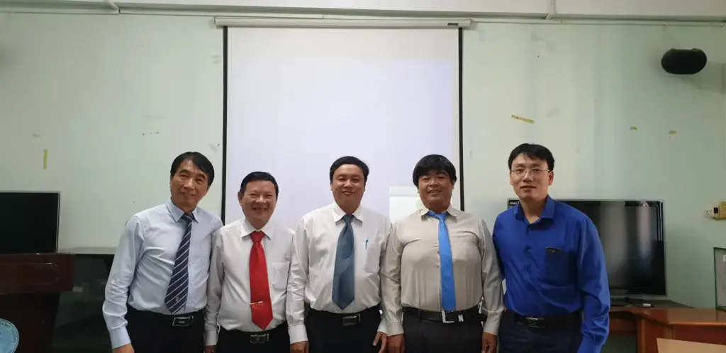 GIỚI THIỆU VỀ CHI BỘ KHOA MÔI TRƯỜNG NHIỆM KỲ 2019-2022