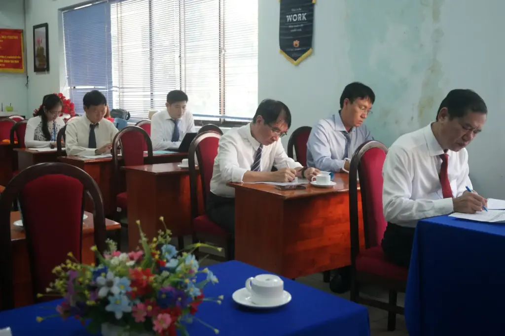 GIỚI THIỆU VỀ CHI BỘ KHOA MÔI TRƯỜNG NHIỆM KỲ 2022-2025