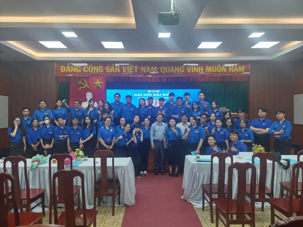ĐẠI HỘI ĐẠI BIỂU ĐOÀN TNCS HỒ CHÍ MINH KHOA MÔI TRƯỜNG NHIỆM KỲ 2024-2025