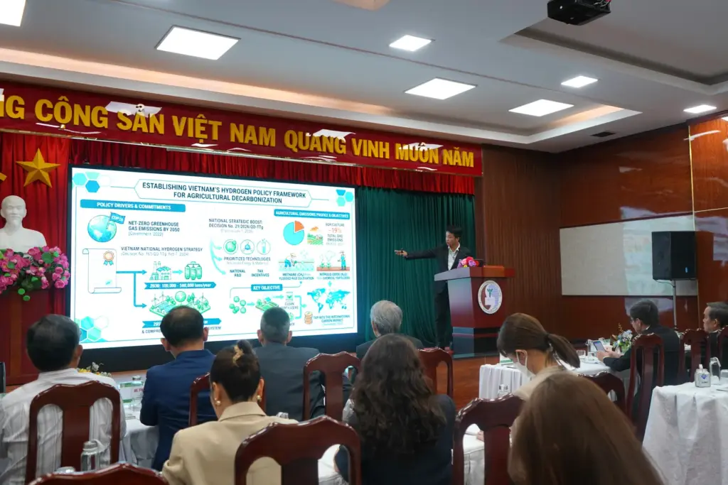 BƯỚC ĐỘT PHÁ TRONG CHUYỂN ĐỔI XANH: GIẢI PHÁP HYDROGEN CHO NÔNG NGHIỆP, MÔI TRƯỜNG VÀ THỊ TRƯỜNG CARBON