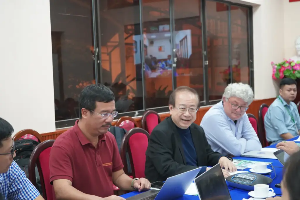Trường Đại học Tài nguyên và Môi trường TP.HCM tiếp đón và làm việc với các nhà khoa học từ NASA (Mỹ) và Italy