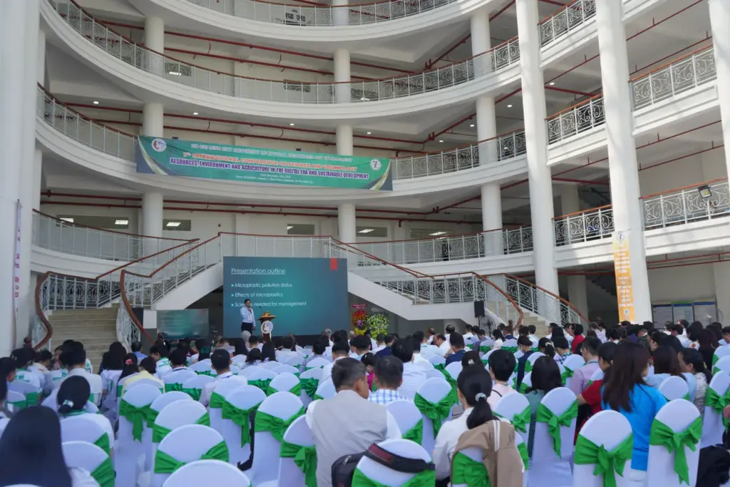 Khai mạc Hội nghị Khoa học và Công nghệ Quốc tế lần thứ 7 (ICST-7): Kết nối tri thức – Hướng tới phát triển bền vững