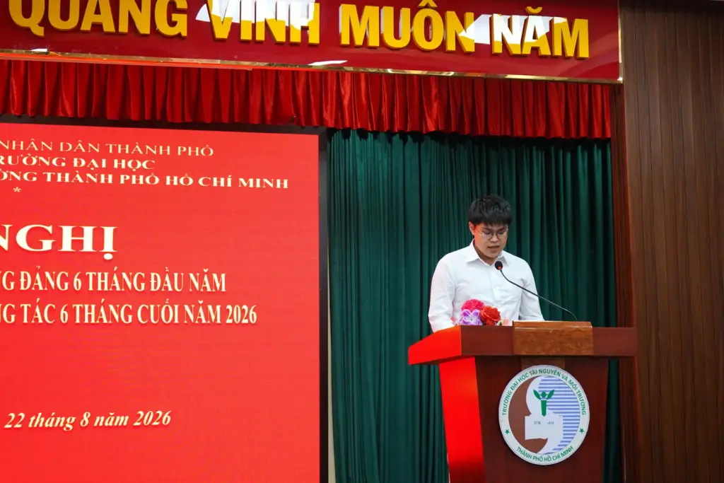 ĐẢNG ỦY TRƯỜNG ĐẠI HỌC TÀI NGUYÊN VÀ MÔI TRƯỜNG TP.HCM SƠ KẾT CÔNG TÁC 6 THÁNG ĐẦU NĂM 2026: GẮN XÂY DỰNG ĐẢNG VỚI NÂNG CAO CHẤT LƯỢNG THỰC HIỆN NHIỆM VỤ CHÍNH TRỊ