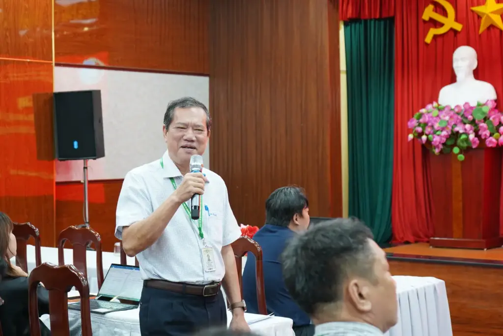 ĐẢNG ỦY TRƯỜNG ĐẠI HỌC TÀI NGUYÊN VÀ MÔI TRƯỜNG TP.HCM SƠ KẾT CÔNG TÁC 6 THÁNG ĐẦU NĂM 2026: GẮN XÂY DỰNG ĐẢNG VỚI NÂNG CAO CHẤT LƯỢNG THỰC HIỆN NHIỆM VỤ CHÍNH TRỊ
