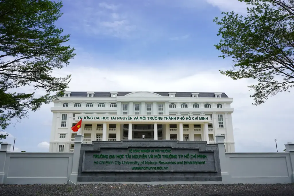 Chuyển động cùng Nghị quyết số 57-NQ/TW: Đại học Tài nguyên và Môi trường TP. Hồ Chí Minh định vị vai trò kiến tạo nguồn lực trí tuệ và công nghệ quốc gia