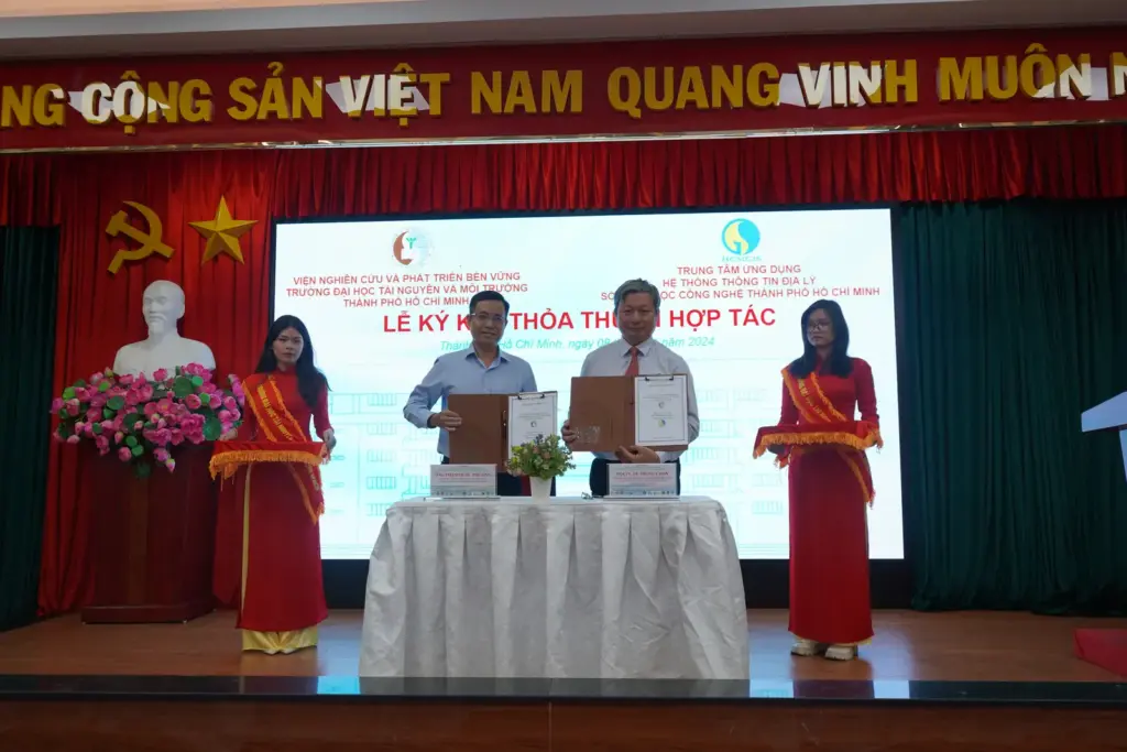 Hội thảo "Thực trạng vấn đề sụt lún và ảnh hưởng đến các hoạt động phát triển kinh tế bền vững tại TP.HCM
