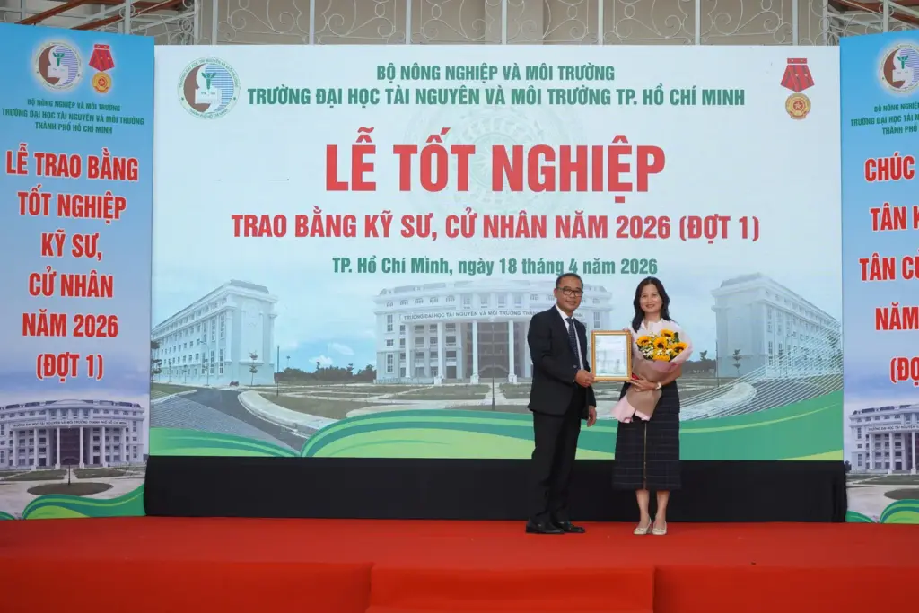 LỄ TỐT NGHIỆP VÀ TRAO BẰNG KỸ SƯ, CỬ NHÂN ĐỢT 1 NĂM 2026