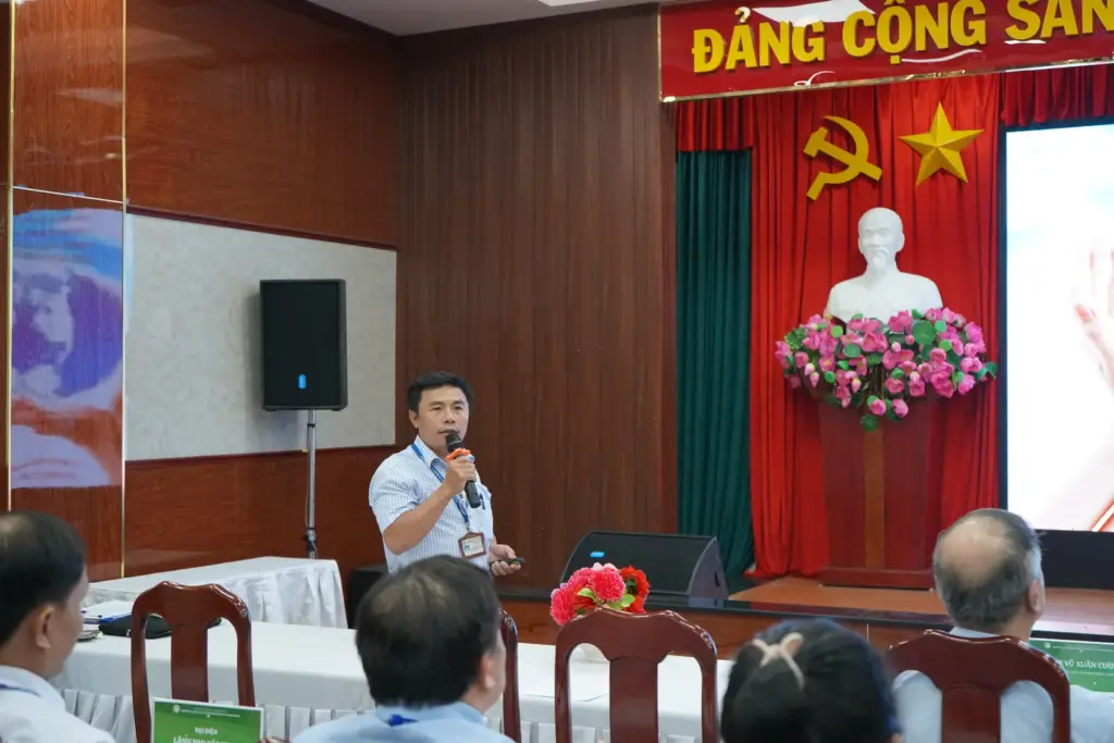 Hội nghị "Đối thoại giữa sinh viên với Lãnh đạo Nhà trường năm 2025": Lắng nghe - Thấu hiểu - Đồng hành