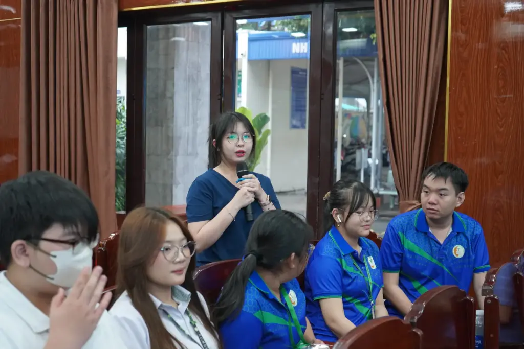 Hội nghị "Đối thoại giữa sinh viên với Lãnh đạo Nhà trường năm 2025": Lắng nghe - Thấu hiểu - Đồng hành