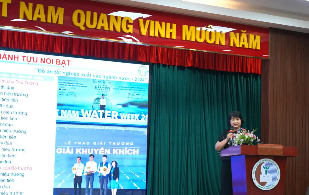 Khai mạc chương trình khảo sát chính thức đánh giá chất lượng 02 chương trình đào tạo trình độ thạc sĩ tại HCMUNRE