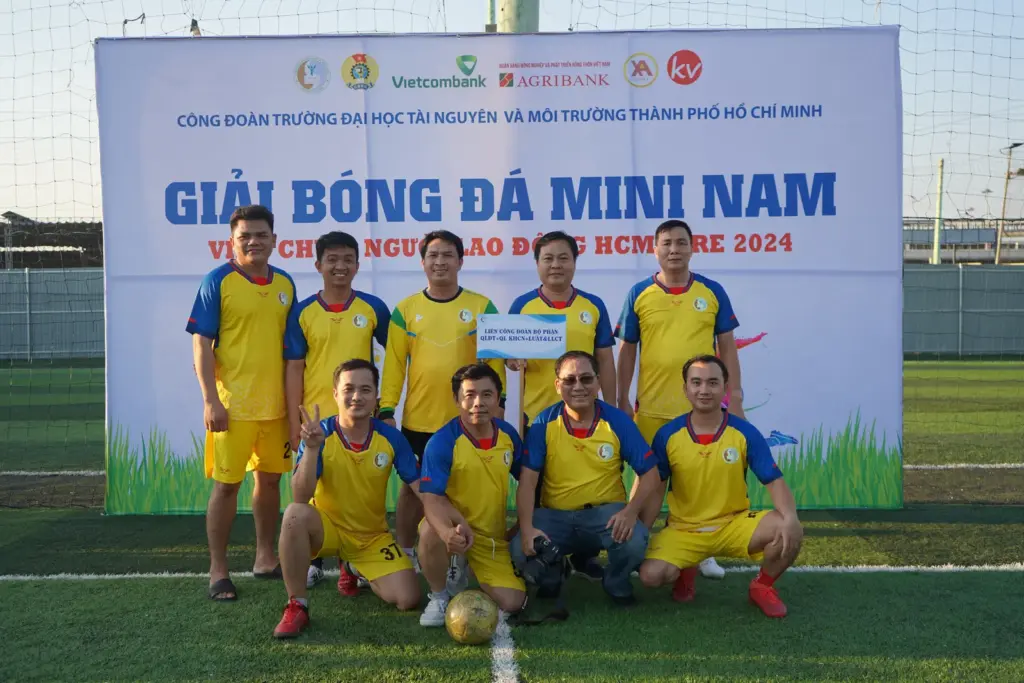 Giải bóng đá mini nam Viên chức, người lao động HCMUNRE 2024