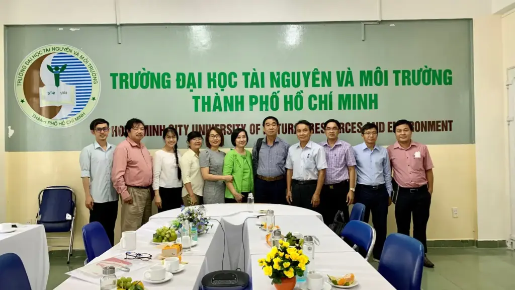 Hội đồng Khoa học thảo luận về việc điều chỉnh chương trình đào tạo