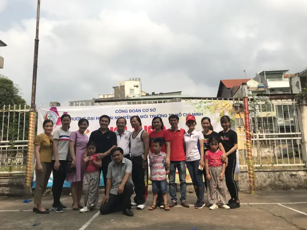 HỘI THAO CHÀO MỪNG GIẢI PHÓNG MIỀN NAM 30/04/2019 VÀ QUỐC TẾ LAO ĐỘNG 01/05/2019 KHOA LUẬT & LÝ LUẬN CHÍNH TRỊ