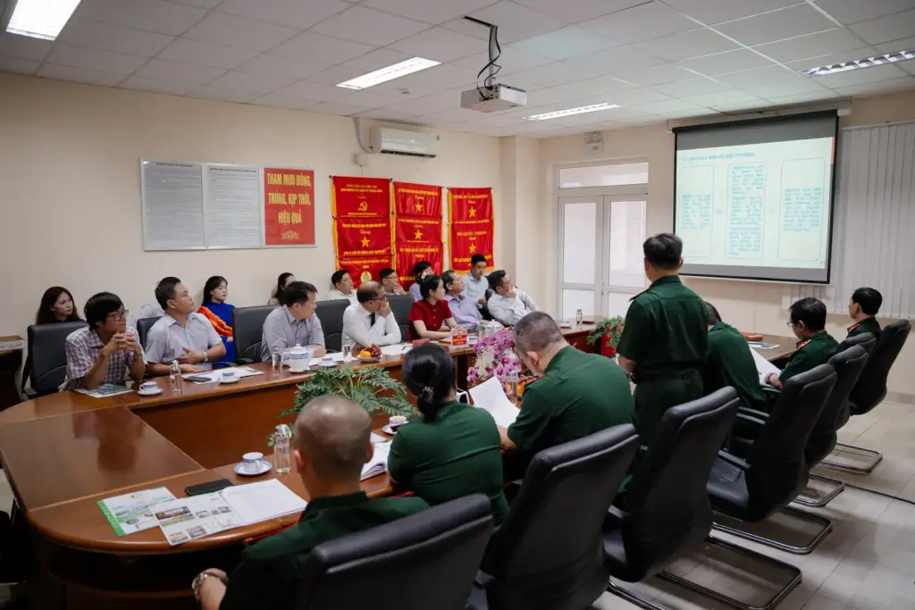 HCMUNRE và Viện Công nghệ Nhiệt đới - Viện Khoa học và Công nghệ Quân sự ký kết MOU: Mở rộng không gian hợp tác nghiên cứu, đào tạo và chuyển giao công nghệ