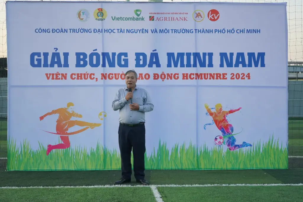 Giải bóng đá mini nam Viên chức, người lao động HCMUNRE 2024