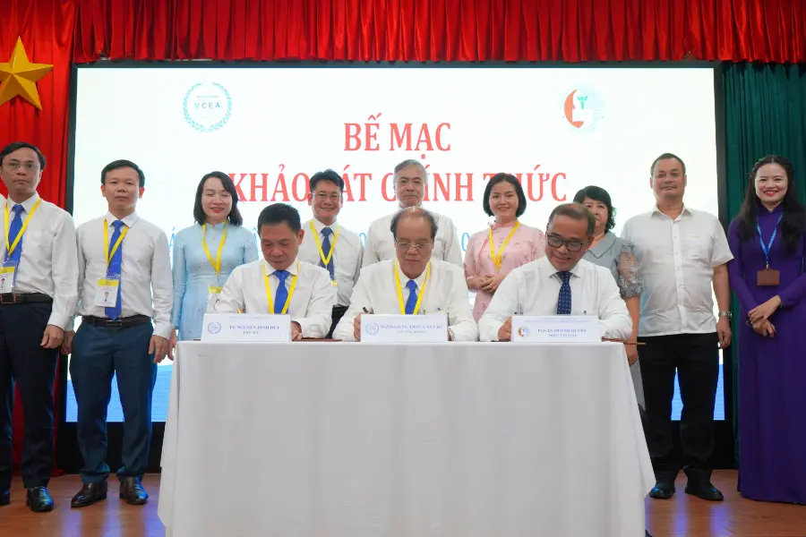 Bế mạc khảo sát chính thức đánh giá chất lượng 02 chương trình đào tạo trình độ thạc sĩ - HCMUNRE: Không ngừng nâng cao chất lượng đào tạo sau đại học