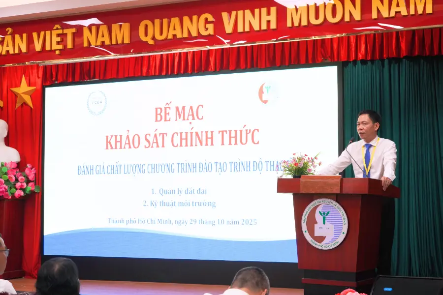 Bế mạc khảo sát chính thức đánh giá chất lượng 02 chương trình đào tạo trình độ thạc sĩ - HCMUNRE: Không ngừng nâng cao chất lượng đào tạo sau đại học