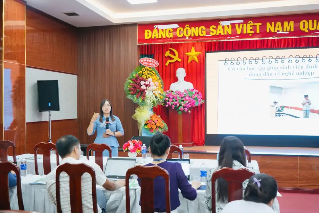 HỘI NGHỊ CÔNG TÁC CỐ VẤN HỌC TẬP NĂM 2024
