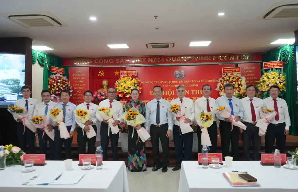 ĐẠI HỘI ĐẢNG BỘ TRƯỜNG ĐẠI HỌC TÀI NGUYÊN VÀ MÔI TRƯỜNG TP.HCM LẦN THỨ V, NHIỆM KỲ 2025 – 2030
