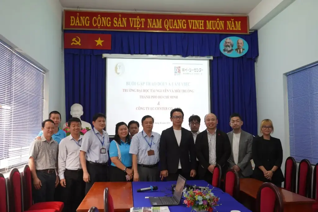 Buổi đón tiếp và làm việc giữa Trường Đại học Tài nguyên và Môi trường TP.HCM với Công ty EC Center Co., Ltd