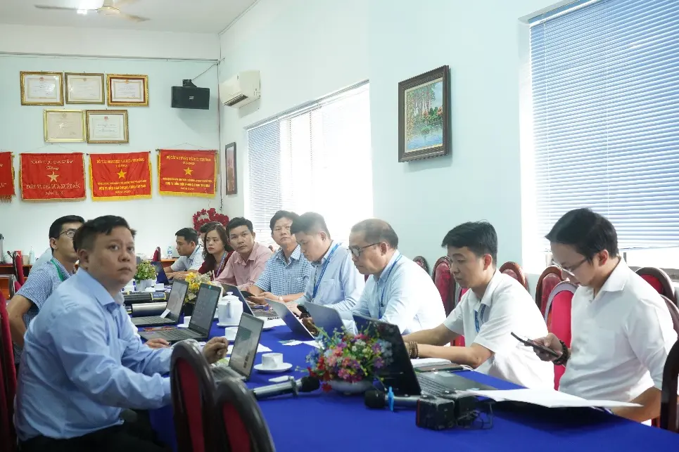 Buổi lễ đón tiếp và làm việc giữa Trường Đại học Tài nguyên và Môi trường TP.HCM với Công ty Cổ phần Kỹ thuật Môi trường Việt An