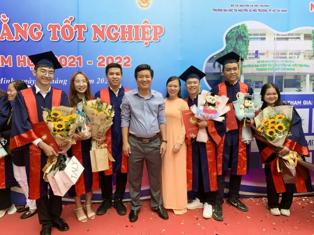 Lễ Trao bằng Tốt nghiệp năm 2022