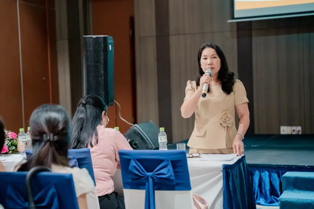 HỌC TỪ THỰC TIỄN – ĐỊNH HƯỚNG ĐA LĨNH VỰC: SINH VIÊN QUẢN LÝ ĐẤT ĐAI HCMUNRE THỰC TẬP NHẬN THỨC NGHỀ NGHIỆP TẠI HỒ TRÀM