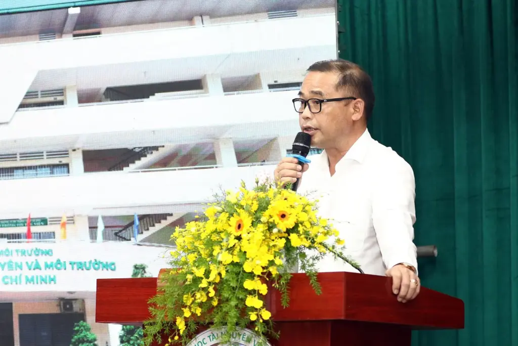 Cần nâng cao vị thế của trường Đại học Tài nguyên và Môi trường Thành phố Hồ Chí Minh