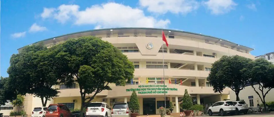 Trụ sở chính của Trường tại 236B Lê Văn Sỹ, TP. Hồ Chí Minh